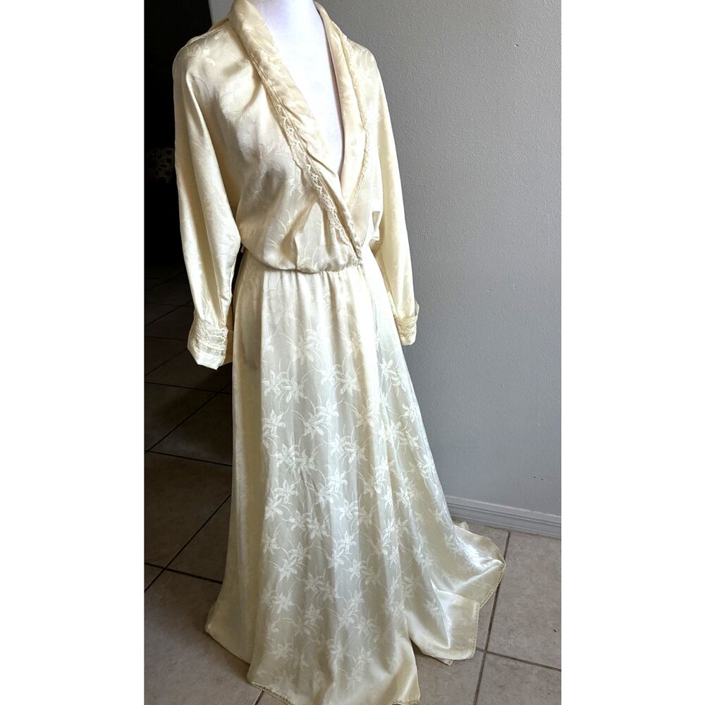 VTG Miss Dior Cream Floral Jacquard Wrap Robe Lace Trim Hollywood Glam TALL M
